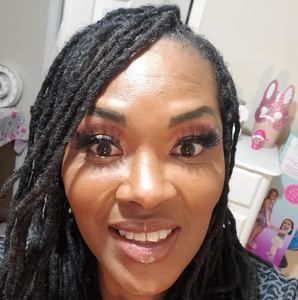 Meet your Posher, Cicely